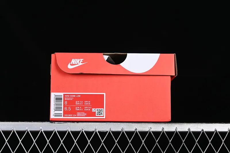 All Categories Nk SB Dunk Series Nk SB Dunk Low Low-top sneakers Nk Dunk Low "Cacao Wow" Mocha color SB low-top casual sneakers DD1503-124